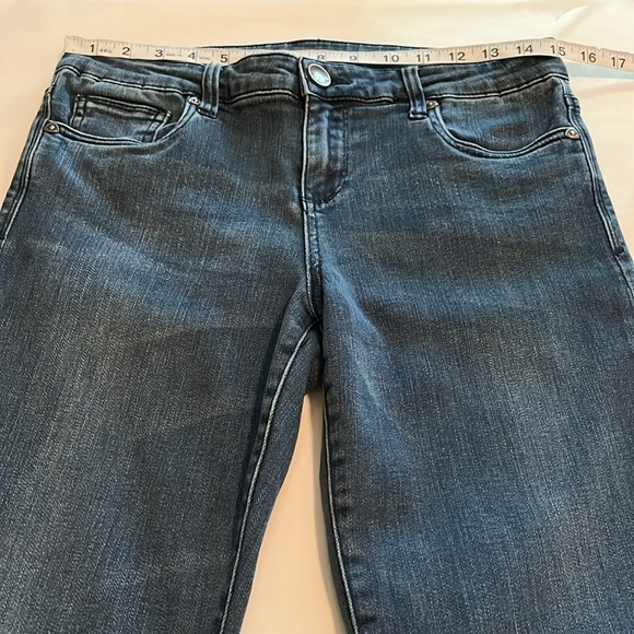 Kut From The Kloth Farrah Baby Bootcut Mid Rise Size 8 - Picture 4 of 16